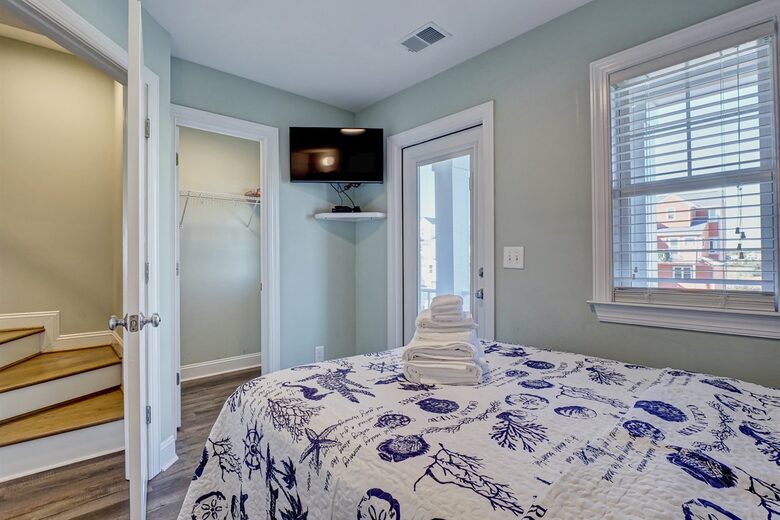 Renew by the Sea (Unit 2) | Oceanfront, Communal Pool, Hot Tubs, Elevator - North Topsail Beach, North Carolina