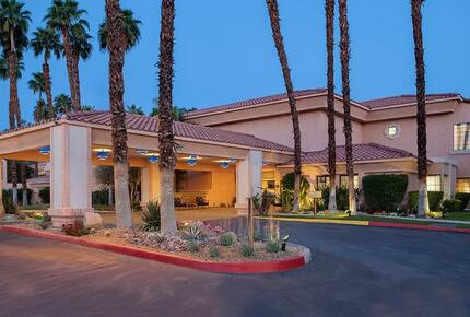 Desert Oasis, Palm Springs Area - One-Bedroom Villa - Cathedral City, California