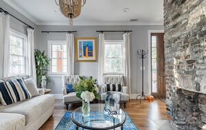 Historic Gem Walking Distance to King St - Charleston, South Carolina