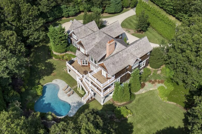 Sensational John Laffey-designed Home - Sag Harbor, New York