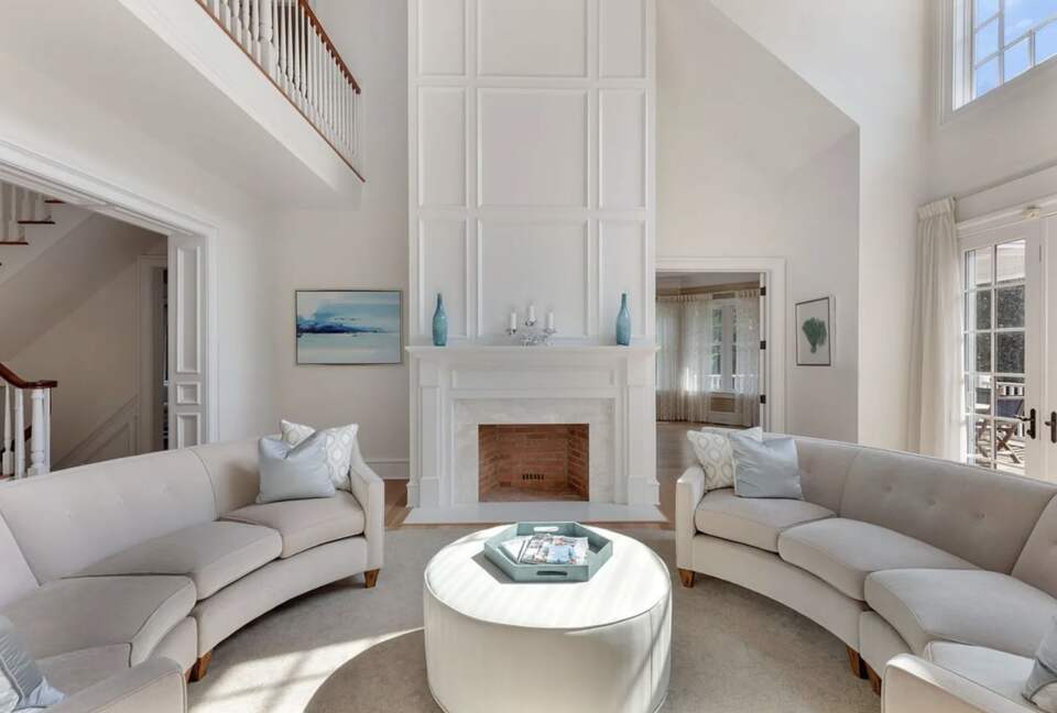 Sensational John Laffey-designed Home - Sag Harbor, New York