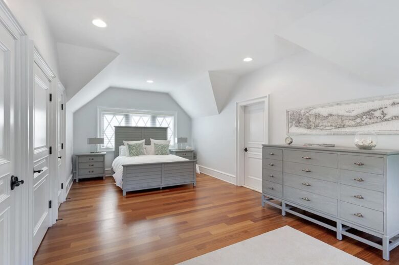 Sensational John Laffey-designed Home - Sag Harbor, New York
