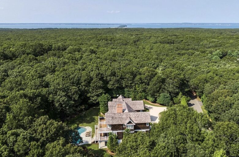 Sensational John Laffey-designed Home - Sag Harbor, New York