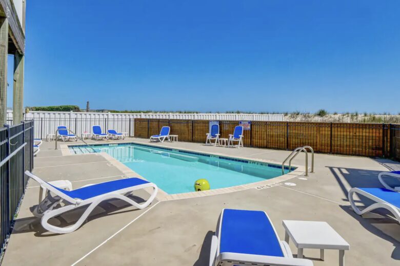 Sunrise Sands | Beachfront Retreat with Elevator - North Topsail Beach, North Carolina