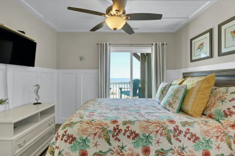 Sunrise Sands | Beachfront Retreat with Elevator - North Topsail Beach, North Carolina