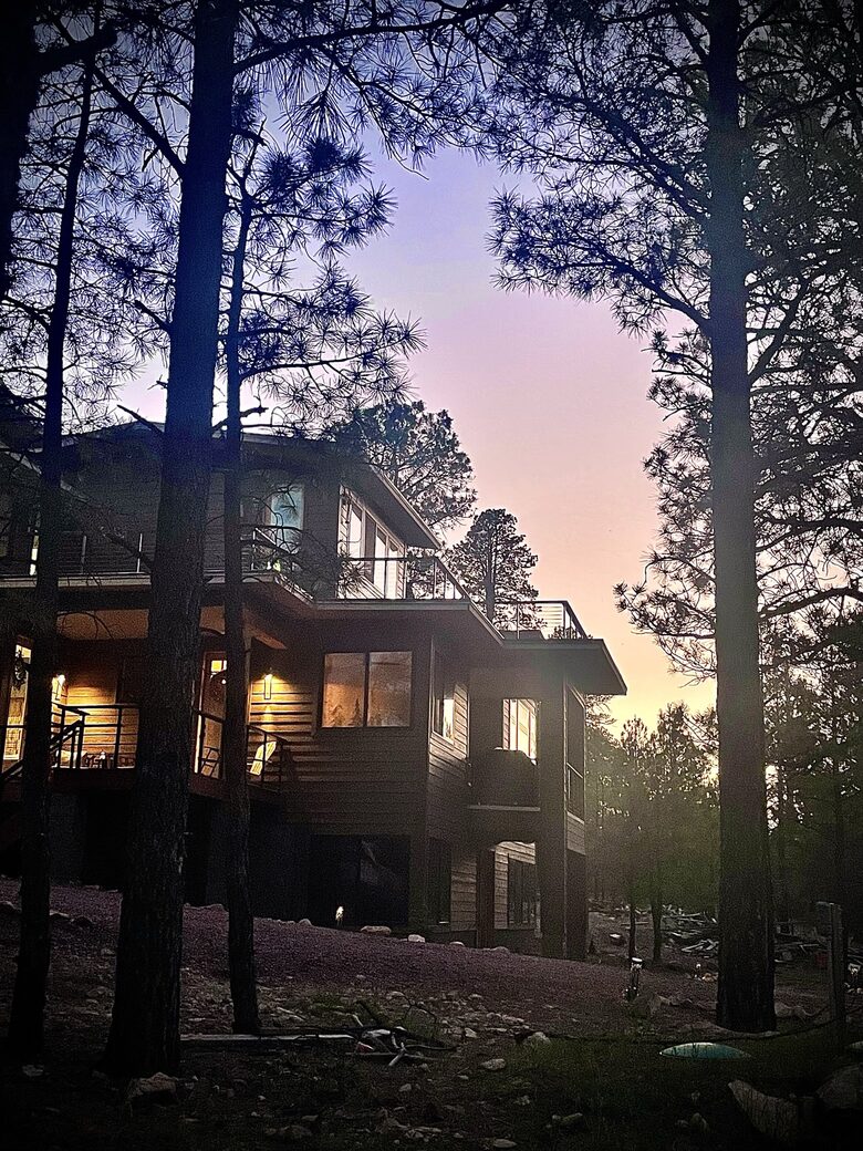 Large, Modern, Brand-new Cabin | On private 6 acres bordering national forest - Happy Jack, Arizona