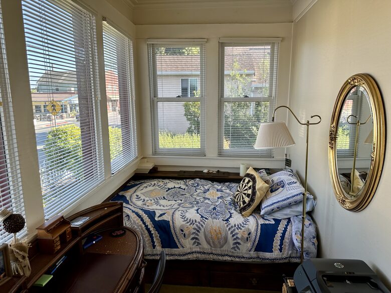 Twin room #2