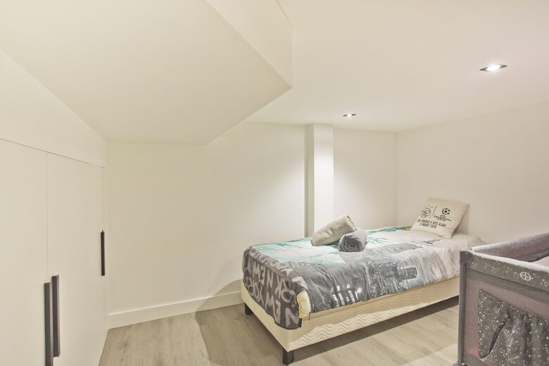 Cool Malaga City Apartment - Málaga, Spain