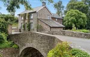 Walnut Tree Cottage - Llanigon, United Kingdom