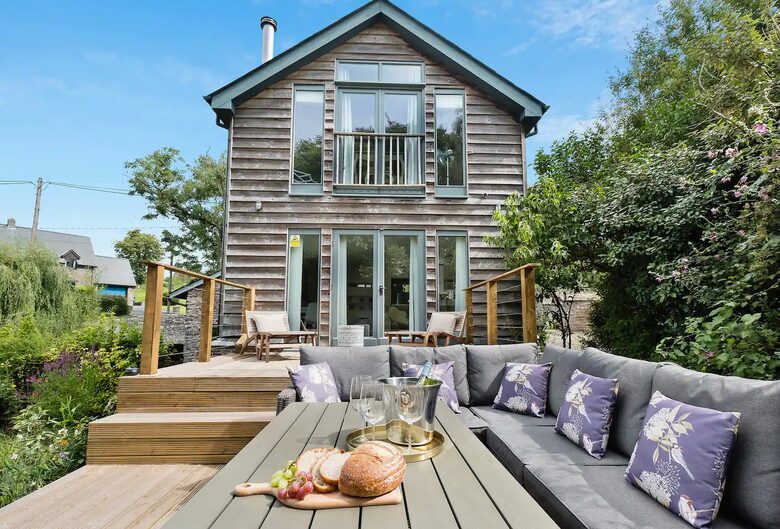 Walnut Tree Cottage - Llanigon, United Kingdom