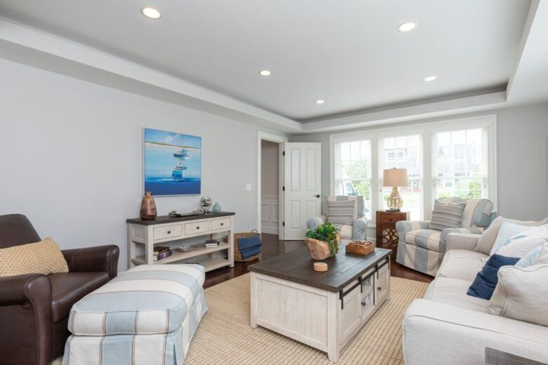 Quintessential Oceanfront Maine Estate - Cape Neddick, Maine