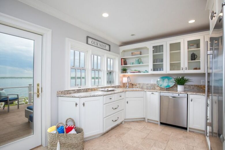 Quintessential Oceanfront Maine Estate - Cape Neddick, Maine