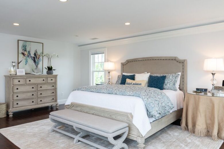 Quintessential Oceanfront Maine Estate - Cape Neddick, Maine