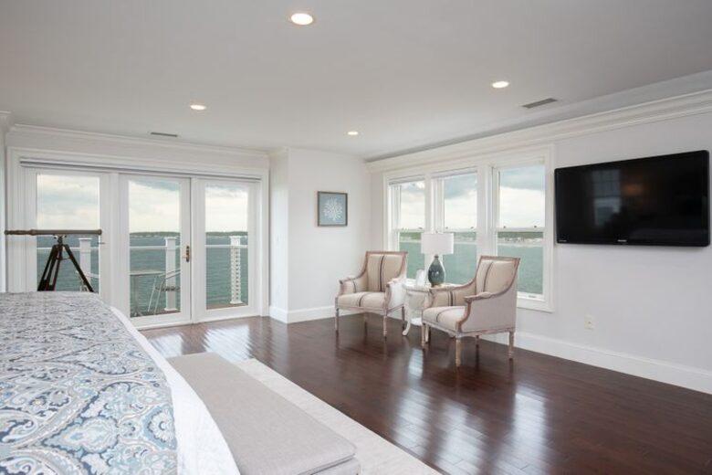 Quintessential Oceanfront Maine Estate - Cape Neddick, Maine