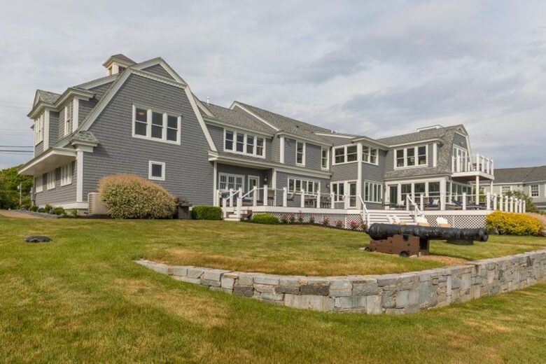 Quintessential Oceanfront Maine Estate - Cape Neddick, Maine