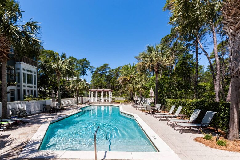 Modern home w/ shared pool | 8 minute walk to beach - Santa Rosa Beach, Florida