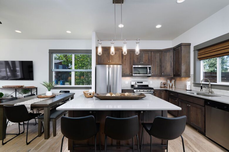 Fully stocked kitchen for cooking