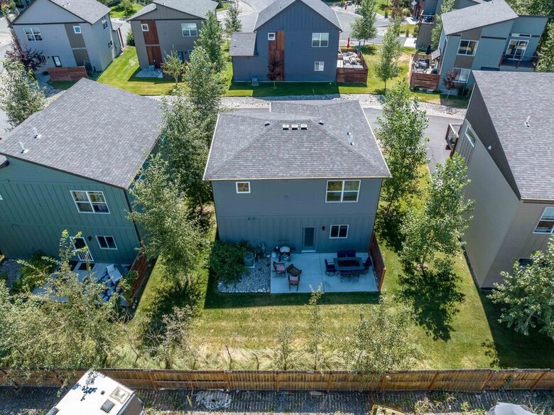 Privacy walls from neighbors
