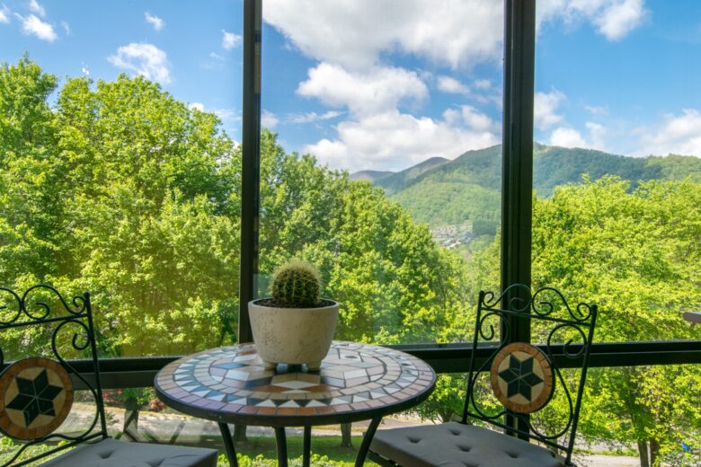 Modern Maggie Valley Getaway - Maggie Valley, North Carolina