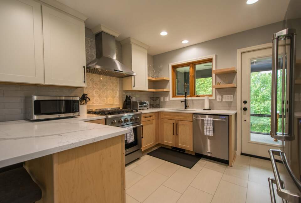 Modern Maggie Valley Getaway - Maggie Valley, North Carolina
