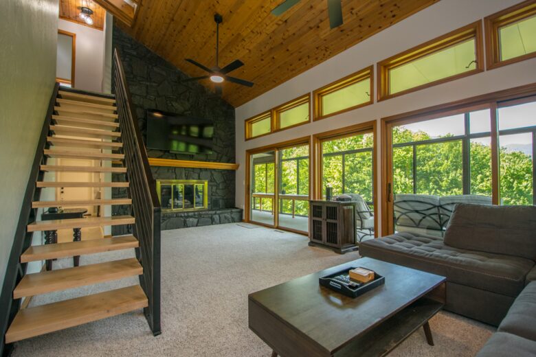 Modern Maggie Valley Getaway - Maggie Valley, North Carolina