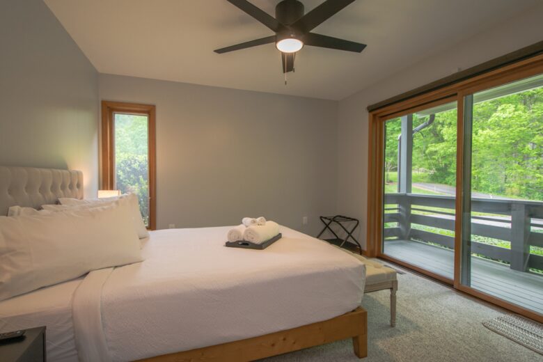 Modern Maggie Valley Getaway - Maggie Valley, North Carolina