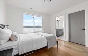 Luxury Hood Canal Beachfront Home w/ Large Deck & Kayaks! - Belfair, Washington