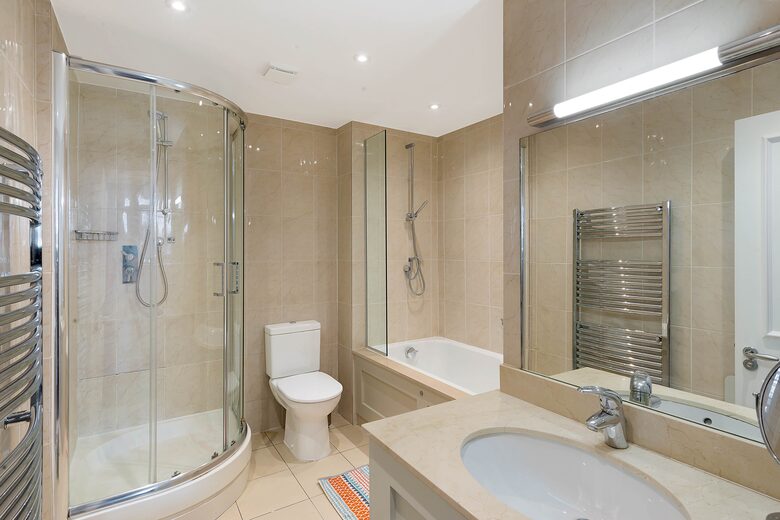Luxury Kensington Apartment - London, United Kingdom