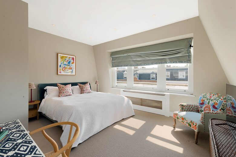 Luxury Kensington Apartment - London, United Kingdom