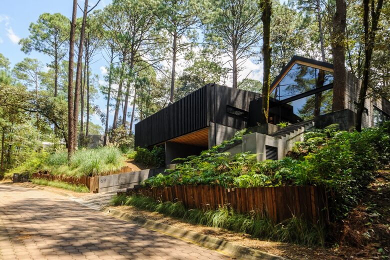 Casa Fika - Valle de Bravo, Mexico