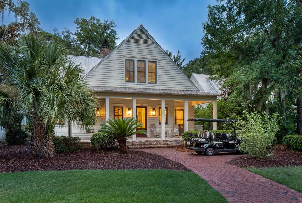 Charming Lowcountry Cottage in Palmetto Bluff - Bluffton, South Carolina