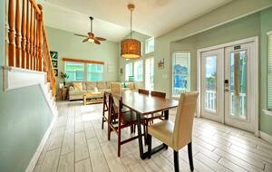 Family Friendly Port Aransas Getaway | With ocean views, beach boardwalk, & pool - Port Aransas, Texas