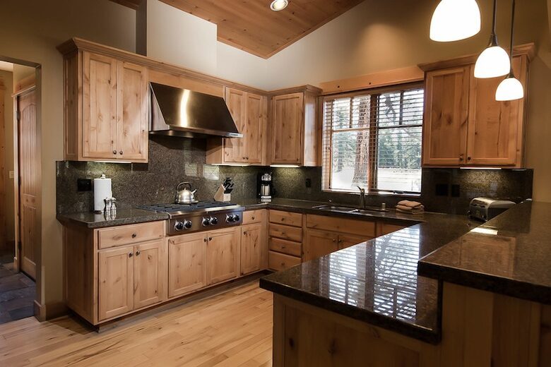 Old Greenwood 3 Bedroom Cabin | On Jack Nicklaus Golf Course -- Perfect for Ski and Summer! - Truckee, California