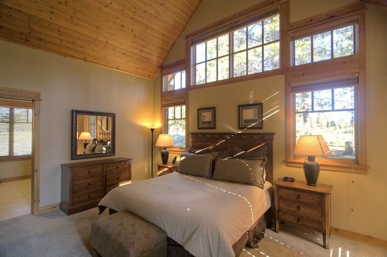 Old Greenwood 3 Bedroom Cabin | On Jack Nicklaus Golf Course -- Perfect for Ski and Summer! - Truckee, California