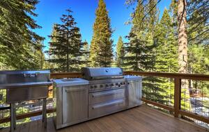 Chateau de Corbeau - South Lake Tahoe, California
