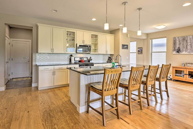 Relaxing Granby Retreat | With a Deck, Grill & Mountain Views - Granby, Colorado