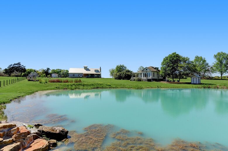 Little spot of Heaven | Watch the amazing sunsets - Brenham, Texas