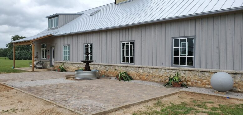 Brenham-Home/Barn | Amazing place to stay! - Brenham, Texas