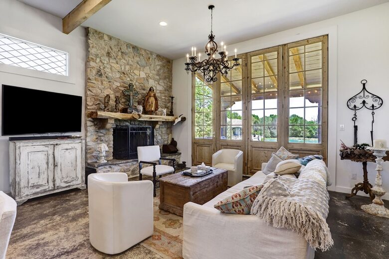 Brenham-Home/Barn | Amazing place to stay! - Brenham, Texas