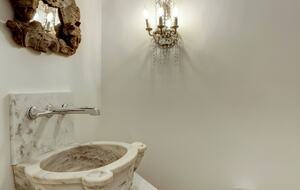 Brenham-Home/Barn & "Little Spot of Heaven" Vacation Retreat - Brenham, Texas