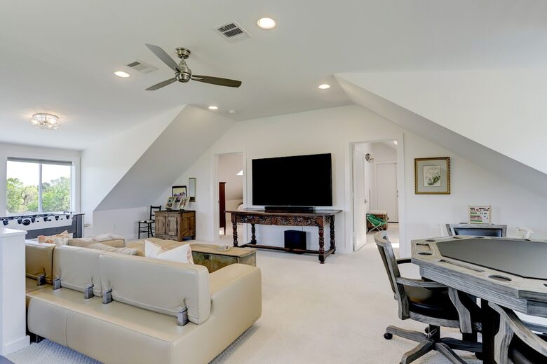 Brenham-Home/Barn | Amazing place to stay! - Brenham, Texas