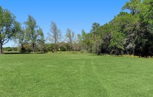 Brenham-Home/Barn & "Little Spot of Heaven" Vacation Retreat - Brenham, Texas