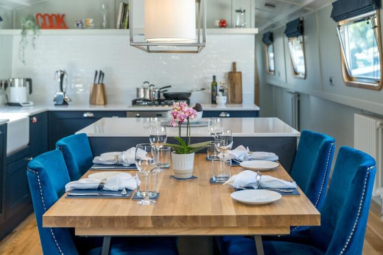 GRA Boat House - London, United Kingdom
