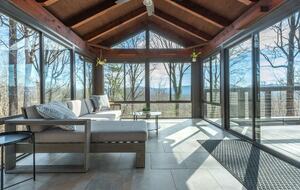 White Pine Retreat | Pet friendly, Beautiful Views and 20 Minutes to Asheville! - Arden, North Carolina