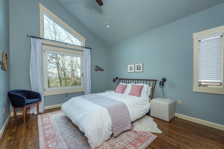 White Pine Retreat | Pet friendly, Beautiful Views and 20 Minutes to Asheville! - Arden, North Carolina