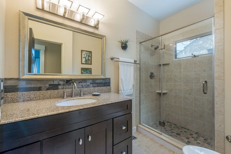 White Pine Retreat | Pet friendly, Beautiful Views and 20 Minutes to Asheville! - Arden, North Carolina