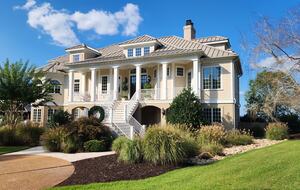 Luxury Estate on York River (2 miles wide) | In historic coastal Virginia - Barhamsville, Virginia