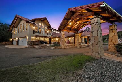 Cold Springs Ranch: Mtn views, 20 acres, 5 bd/7 bath, hot tub, sauna, frisbee golf, luxurious - Golden, Colorado