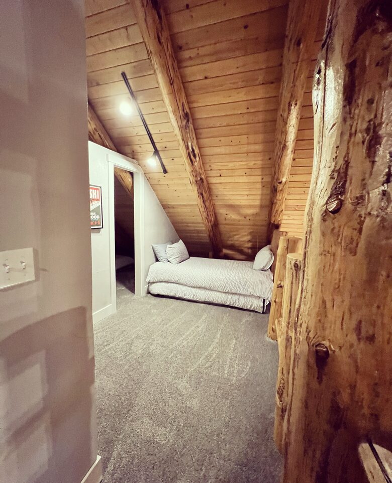 The Perfect Mountain Cabin - Mount Hood Village, Oregon
