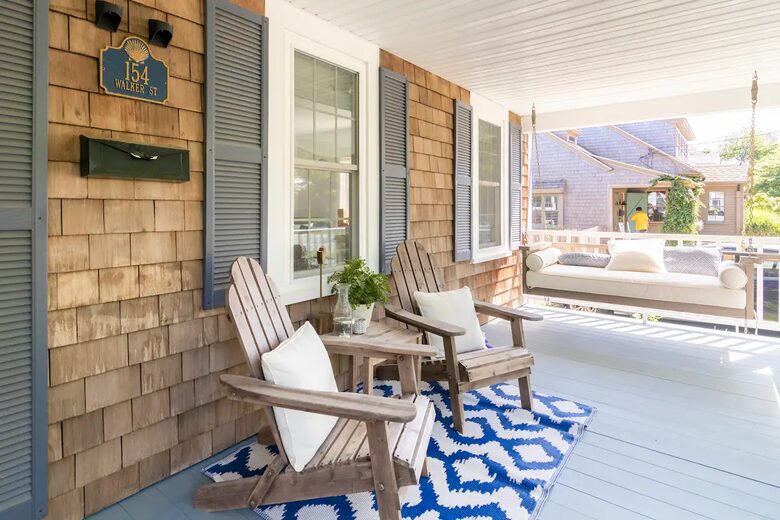 Classic New England Beach Home | Steps from beach and downtown - Falmouth, Massachusetts